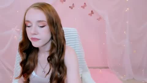 Snapshot of milasiren chatting on May 2026 09:17:01 AM Mila online show from May 2026 09:17:01 AM