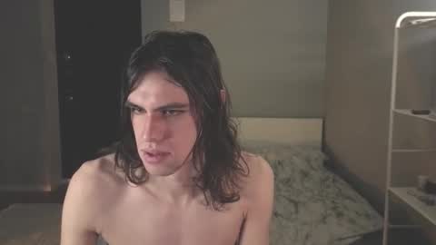 Mila online show from January 2026 10:11:02 PM