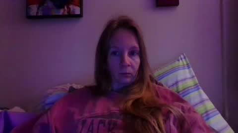 Mila online show from April 2026 01:00:02 PM