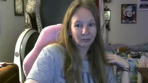 Mila online show from April 2026 12:44:02 PM
