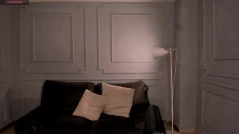 Mila Velvet online show from April 2026 12:16:02 PM