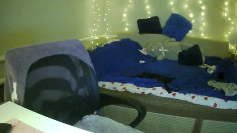 Milaxcute online show from December 2025 08:03:02 PM