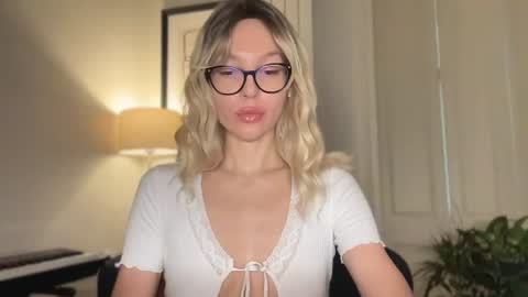 Mila online show from July 2026 03:45:02 PM