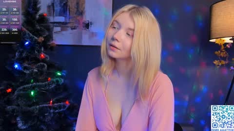 Snapshot of mildredbain chatting on December 2024 06:30:02 AM Mila online show from December 2024 06:30:02 AM