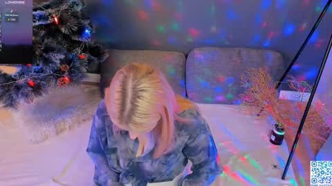Snapshot of mildredbain chatting on December 2024 03:14:02 AM Mila online show from December 2024 03:14:02 AM