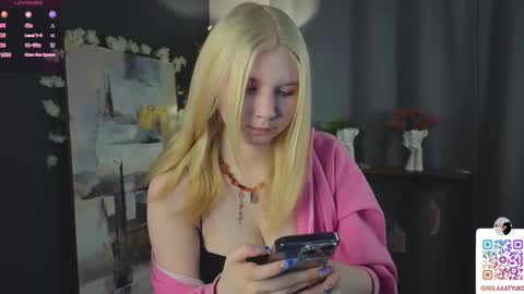 Snapshot of mildredbain chatting on February 2025 02:39:02 AM Mila online show from February 2025 02:39:02 AM