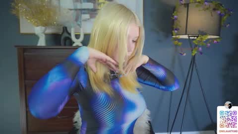 Snapshot of mildredbain chatting on February 2025 02:30:01 AM Mila online show from February 2025 02:30:01 AM