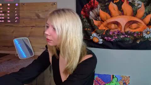 Snapshot of mildredbain chatting on September 2025 04:36:01 AM Mila online show from September 2025 04:36:01 AM