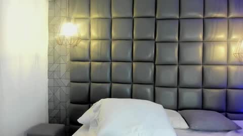 Milena  online show from September 2025 04:01:02 AM