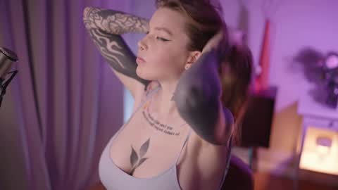 M  Telegram mamagotachannel online show from December 2024 04:25:02 PM