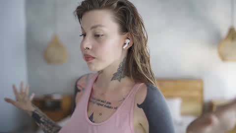 M  Telegram mamagotachannel online show from February 2025 06:45:02 AM