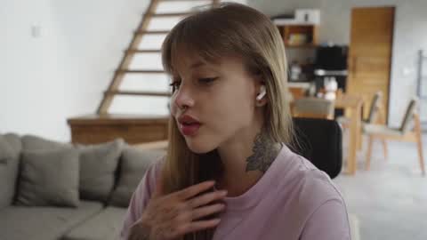 M  Telegram mamagotachannel online show from February 2025 06:06:01 AM