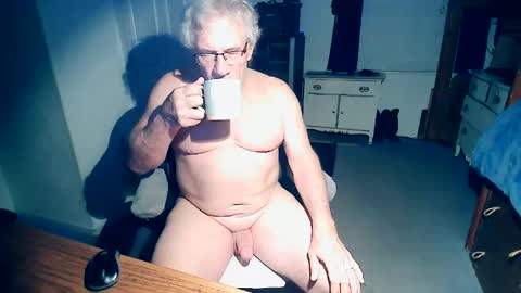 Milehi1958 online show from March 2026 09:32:02 AM