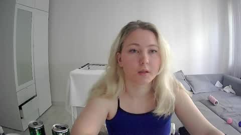 Snapshot of milena391630 chatting on June 2026 05:49:02 PM Milena new nonude shy blonde natural online show from June 2026 05:49:02 PM