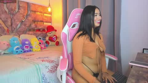 Snapshot of mileonis_13 chatting on January 2025 08:21:01 AM mileonis 13 online show from January 2025 08:21:01 AM