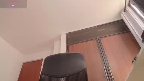 Miley online show from December 2025 02:59:01 PM