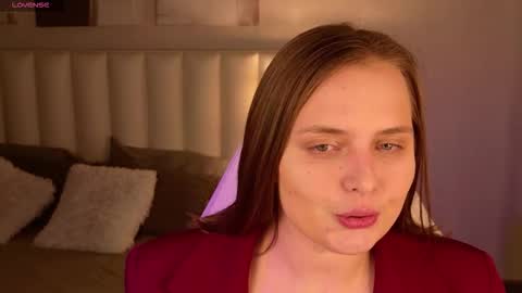 Snapshot of mileylovelyx chatting on November 2025 01:11:01 AM mileylovelyx online show from November 2025 01:11:01 AM