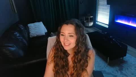 Miley Madness online show from February 2025 12:16:01 AM