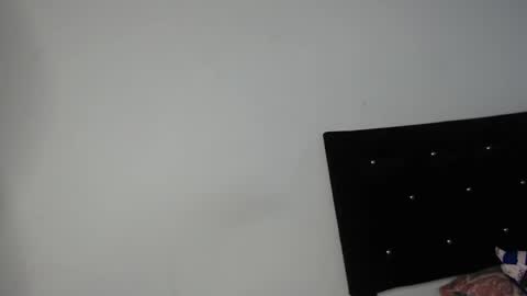 Anay velez online show from February 2026 04:08:01 AM