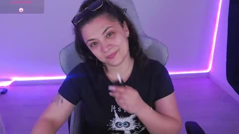 Isabelle online show from April 2026 03:06:01 PM