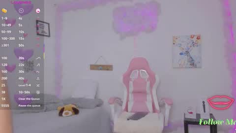 Snapshot of milfaaura chatting on February 2026 02:51:01 AM Aura online show from February 2026 02:51:01 AM