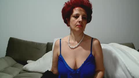 Milfsupreme online show from January 2025 08:57:02 PM