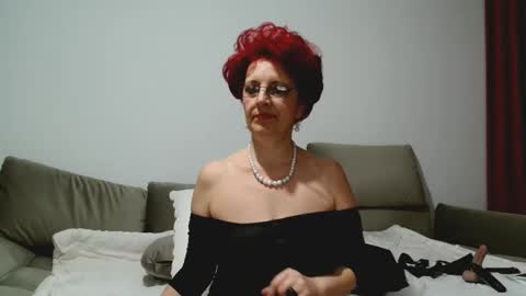 Milfsupreme online show from February 2025 09:15:02 PM
