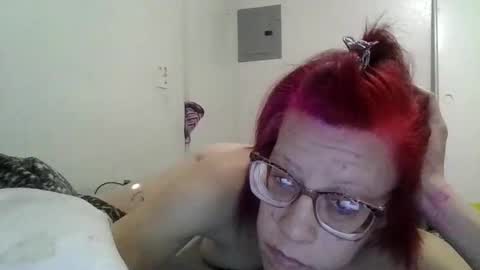 milfmadeslut online show from April 2026 04:25:01 PM
