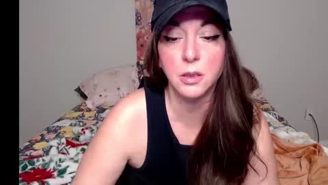 Snapshot of milfmonee chatting on January 2025 01:22:02 AM MILF Monee online show from January 2025 01:22:02 AM