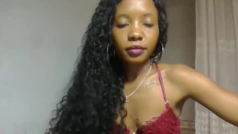 Snapshot of milinasy chatting on September 2025 08:07:01 AM milinasy online show from September 2025 08:07:01 AM