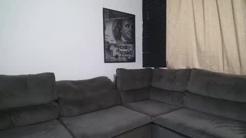 milioncouple online show from April 2026 08:22:01 PM