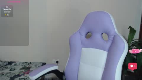 Snapshot of milk_little4u chatting on January 2025 11:07:01 PM luci online show from January 2025 11:07:01 PM