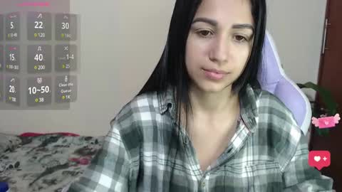 Snapshot of milk_little4u chatting on March 2025 02:25:02 AM luci online show from March 2025 02:25:02 AM