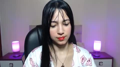 Snapshot of milk_little4u chatting on October 2025 10:52:02 AM luci online show from October 2025 10:52:02 AM