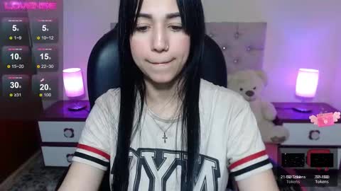 Snapshot of milk_little4u chatting on November 2025 02:59:01 AM luci online show from November 2025 02:59:01 AM