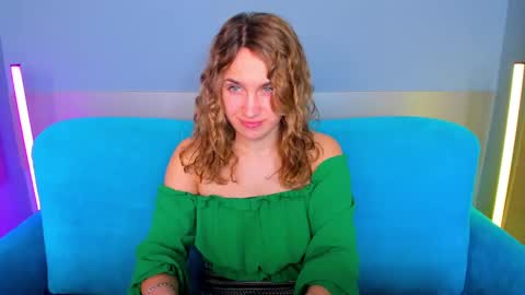 milkablond online show from February 2025 04:53:01 AM