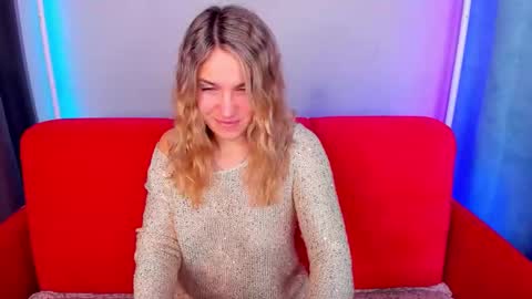 milkablond online show from November 2025 12:58:01 AM