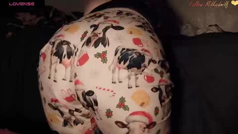 milkedmilf online show from March 2026 08:19:01 AM