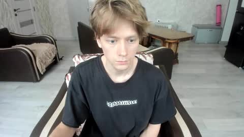 Isaac online show from February 2026 05:14:01 AM