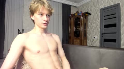 Isaac online show from February 2026 01:02:02 AM