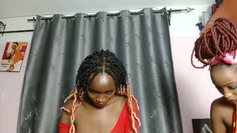 Snapshot of milkmint_ chatting on February 2026 03:35:01 AM Softluxe online show from February 2026 03:35:01 AM