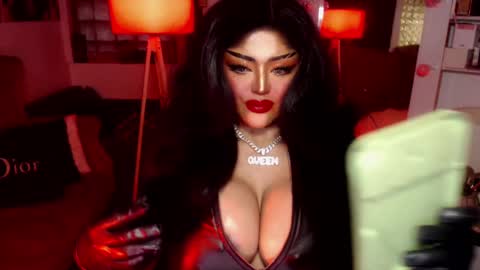 milkshakelavinia online show from January 2025 08:41:02 AM