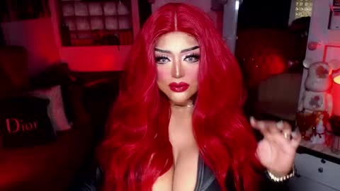 milkshakelavinia online show from February 2025 01:23:02 AM