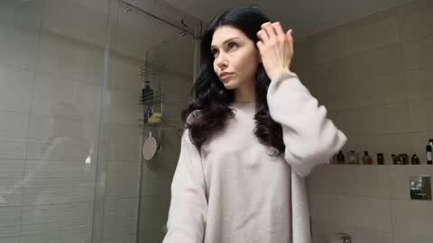 milla bella online show from January 2026 08:55:01 PM