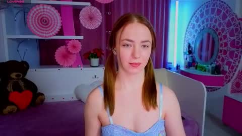 Snapshot of millana_hot chatting on March 2026 10:48:01 PM Milana online show from March 2026 10:48:01 PM