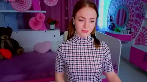 Snapshot of millana_hot chatting on March 2026 08:31:01 PM Milana online show from March 2026 08:31:01 PM