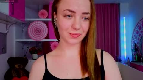 Snapshot of millana_hot chatting on April 2026 09:15:02 PM Milana online show from April 2026 09:15:02 PM