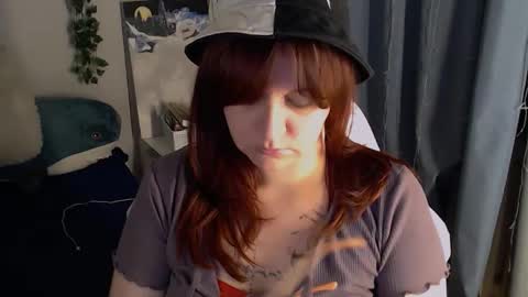 Milla online show from October 2025 11:39:02 PM