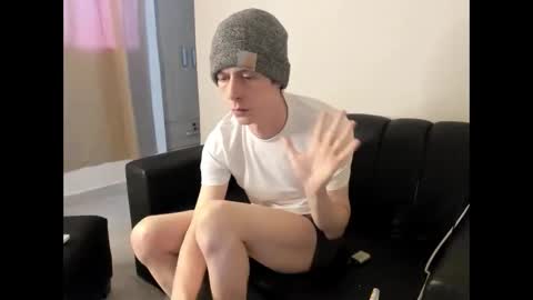Snapshot of millerjdm chatting on May 2026 08:35:02 PM SlimnHungOH online show from May 2026 08:35:02 PM