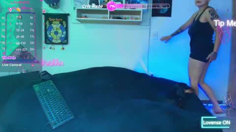 Snapshot of milley_rose chatting on January 2026 02:11:02 PM Im girl my name is Johana online show from January 2026 02:11:02 PM
